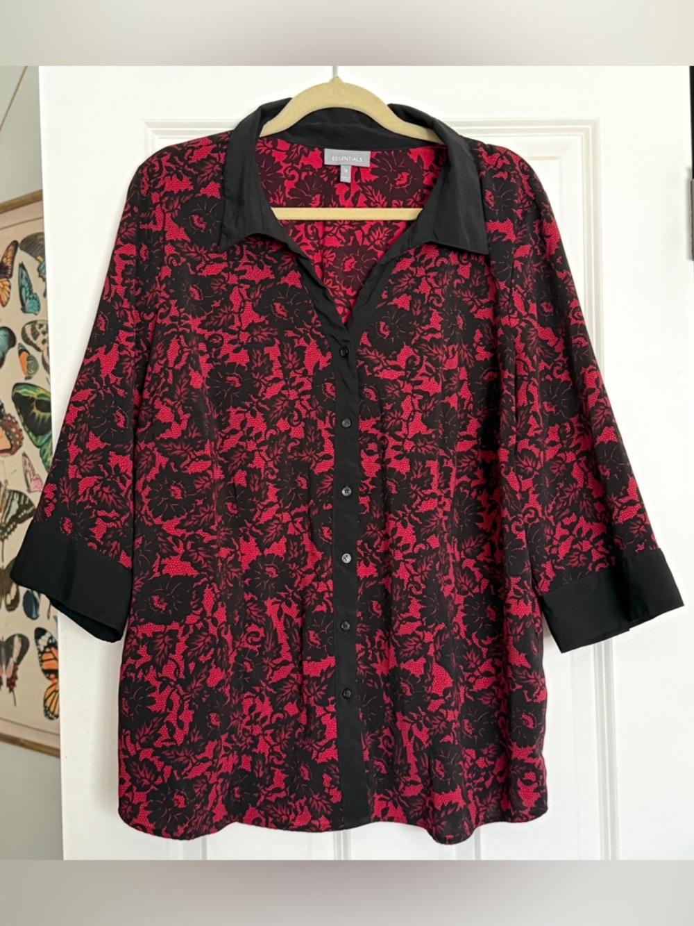 Essentials Red and Black Lace Print Button Down with Quarter Sleeves Size 1X